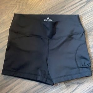 Athleta spandex booty shorts